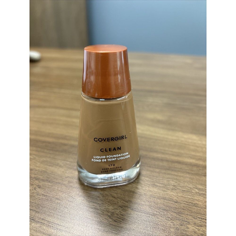 COVERGIRL Clean Liquid Foundation 170 Deep Golden 1 fl.oz.